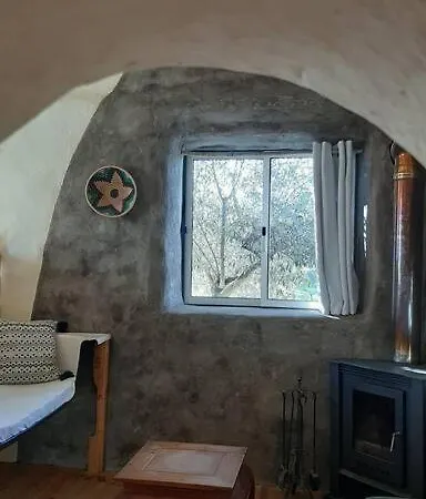 Quinta Terramadome: Dome Incomum & Responsavel Пенамакор