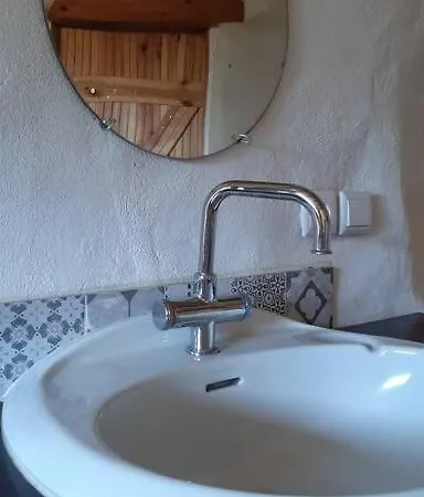 Quinta Terramadome: Dome Incomum & Responsavel Пенамакор